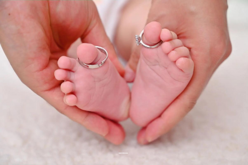 毕节孕妇两个月肚子疼